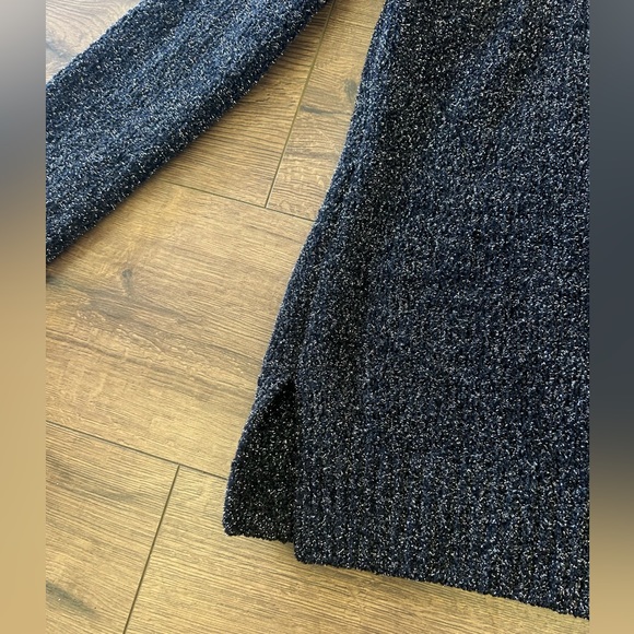 WHITE HOUSE BLACK MARKET KNITTED SCOOPED NECK SWEATER IN BLACK AND SILVER IN XS - Picture 8 of 9